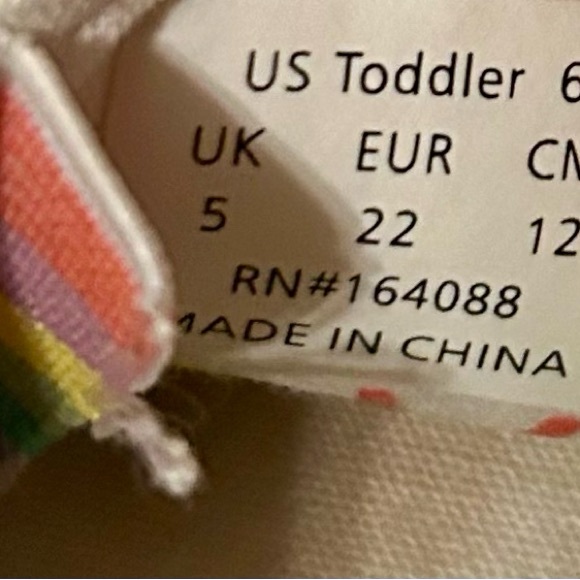 Rea Dunn Canvas Slip-On Shoes - Cream with Rainbow Design - Picture 4 of 5